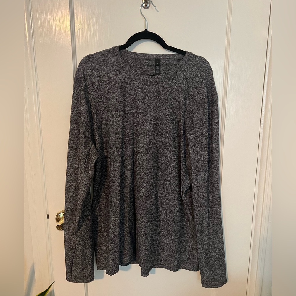 Lululemon • mens thick long sleeve in heather grey